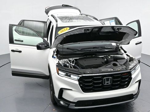 Used 2024 Honda Pilot TrailSport image 53