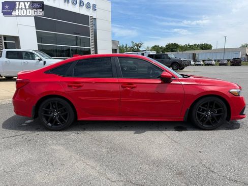 Used 2022 Honda Civic Sport image 8