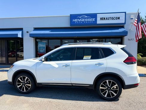 Used 2017 Nissan Rogue SL w/ SL Premium Package AWD/4WD image 24