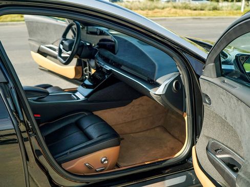 Used 2022 Lucid Air Grand Touring image 33