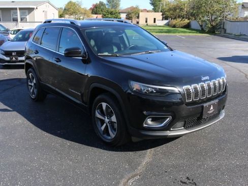 Used 2019 Jeep Cherokee Limited w/ Luxury Group image 10