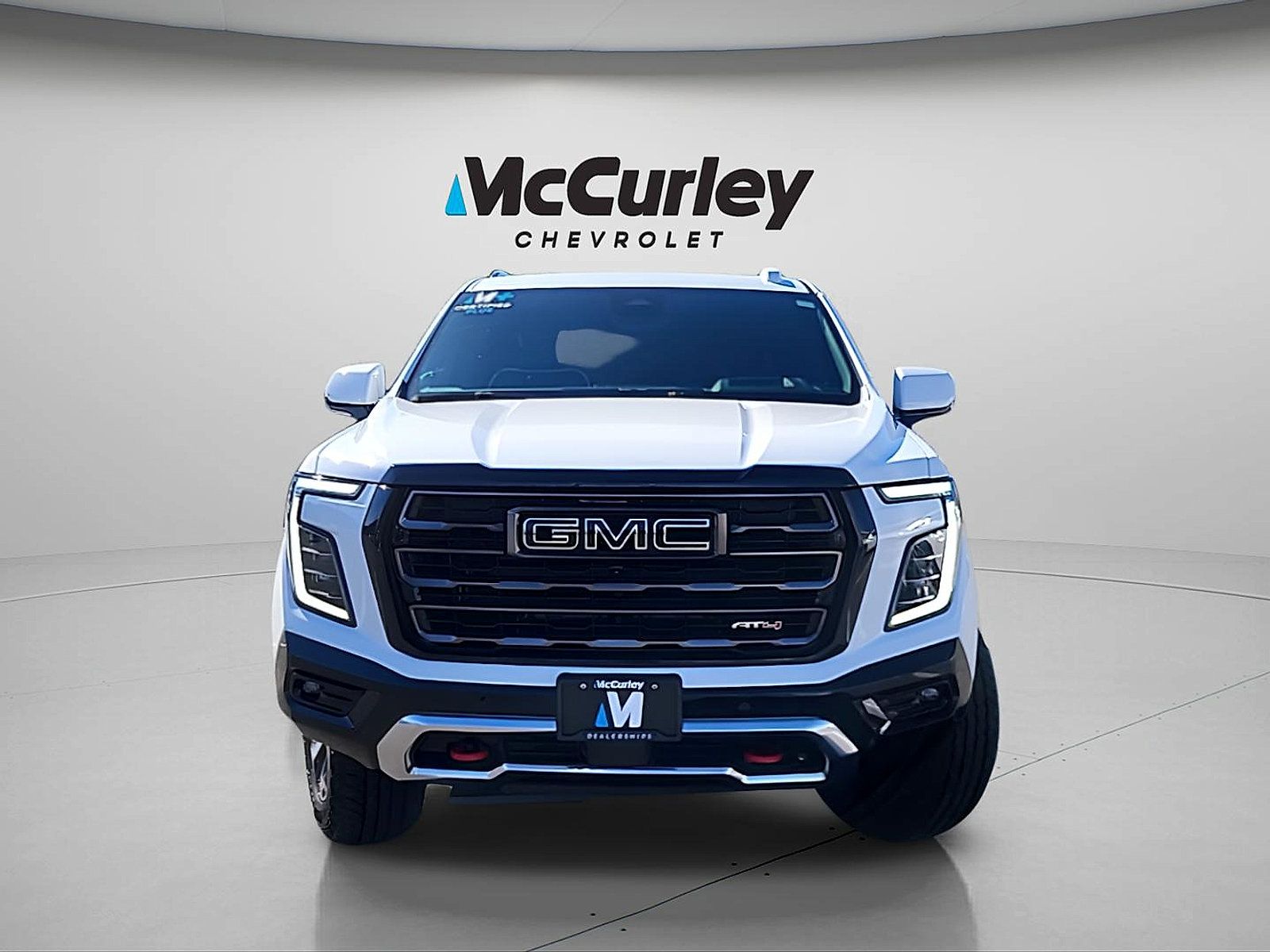 Used 2025 GMC Yukon XL AT4 Ultimate AWD/4WD image 2