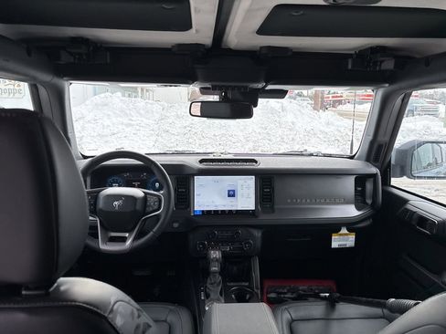 New 2025 Ford Bronco Badlands image 26