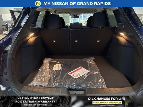 New 2026 Nissan Kicks SV image 13