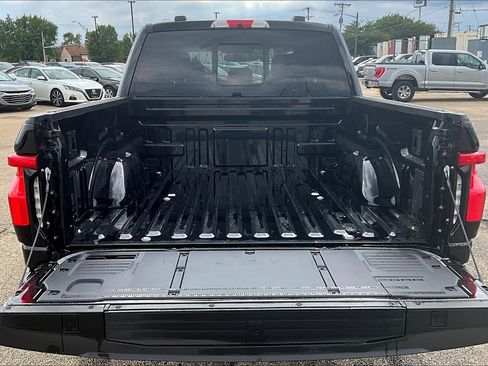 Used 2024 Ford F150 Lightning Lariat image 19