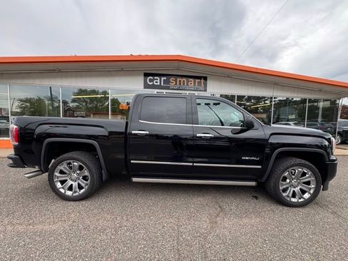 Used 2018 GMC Sierra 1500 Denali w/ Denali Ultimate Package AWD/4WD image 8