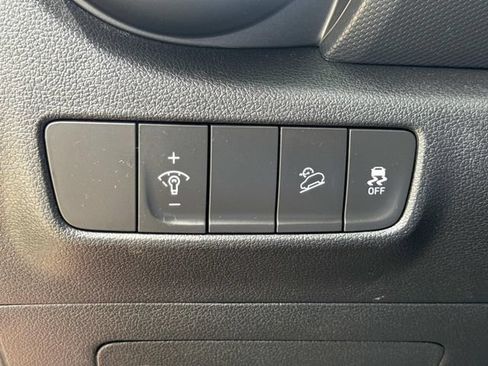 Used 2023 Hyundai Kona SEL FWD image 26