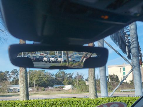 Used 2026 Volkswagen Golf image 27