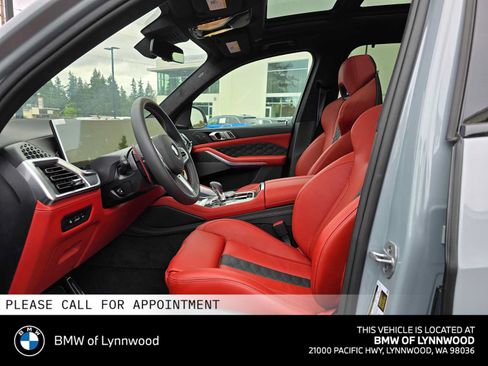 New 2025 BMW X5 M Competition w/ Executive Package AWD/4WD image 21