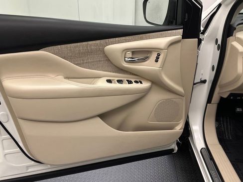 Certified 2019 Nissan Murano SL w/ SL Technology Package image 16