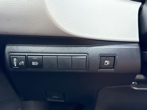 Used 2024 Toyota Corolla LE image 17