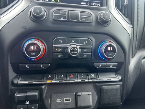 Used 2020 Chevrolet Silverado 1500 LT w/ All-Star Edition image 28