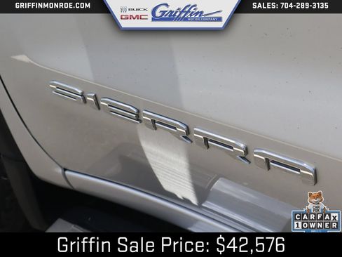 Used 2021 GMC Sierra 1500 SLT w/ SLT Premium Plus Package AWD/4WD image 14