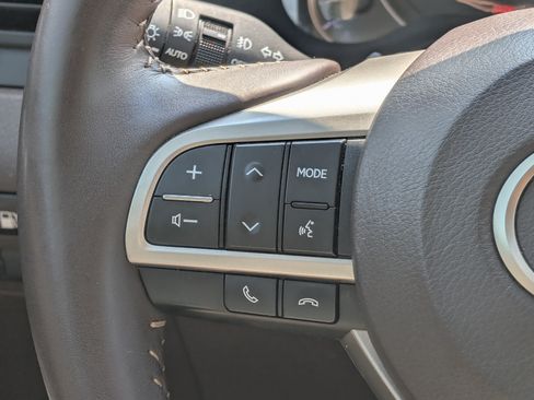 Used 2018 Lexus RX 450h AWD w/ Premium Package image 27