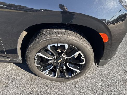 Used 2024 Chevrolet Tahoe High Country image 10