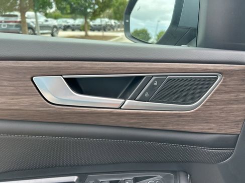 New 2026 Volkswagen Atlas SEL AWD/4WD image 18