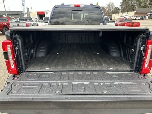 Used 2024 Ford F250 XLT w/ Black Appearance Package image 23