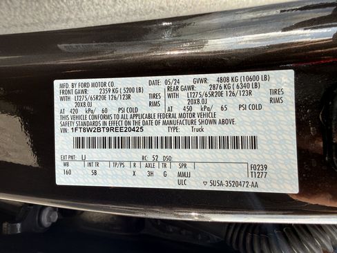 Used 2024 Ford F250 Lariat w/ Sport Appearance Package AWD/4WD image 10