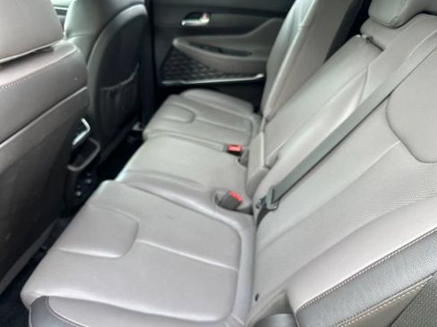Used 2019 Hyundai Santa Fe Limited AWD/4WD image 15