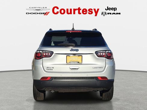 Certified 2025 Jeep Compass Limited AWD/4WD image 5