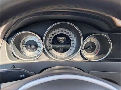 Used 2014 Mercedes-Benz C 250 Sedan image 15