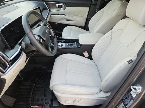 Used 2026 Kia Sorento SX Prestige AWD/4WD image 11