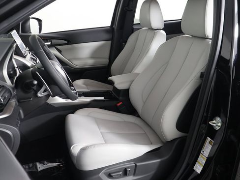 New 2026 Mitsubishi Eclipse Cross SEL image 29