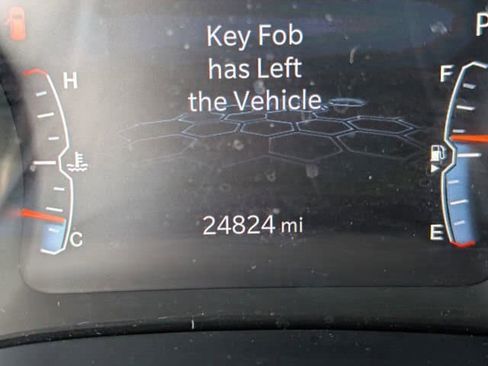 Used 2025 Jeep Compass Latitude w/ Altitude Special Edition image 13