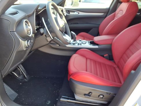New 2025 Alfa Romeo Stelvio Sprint w/ Veloce Package image 14