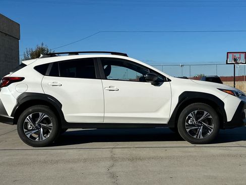 New 2026 Subaru Crosstrek 2.5i Premium image 2