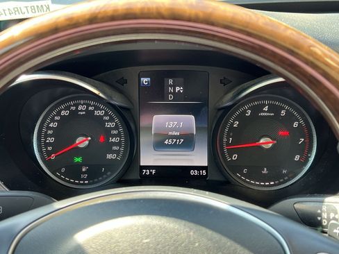 Used 2018 Mercedes-Benz C 300 4MATIC Sedan image 22
