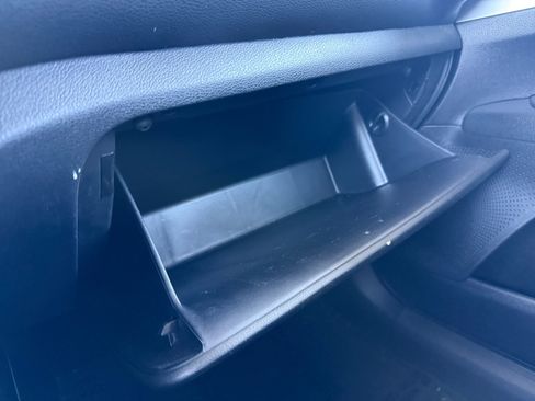 Used 2023 Kia Forte LXS w/ LXS Technology Package FWD image 20