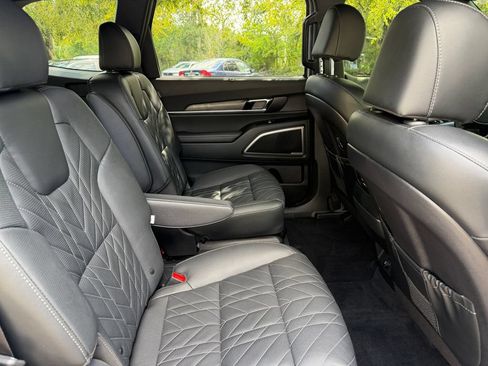 Used 2024 Kia Telluride EX X-Line AWD/4WD image 9