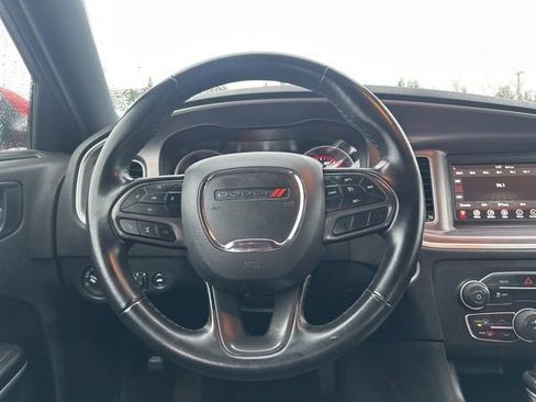 Used 2022 Dodge Charger SXT image 17