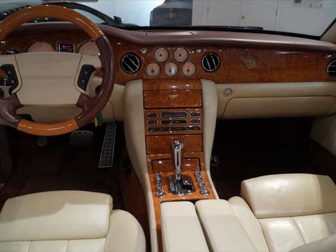 Used 2008 Bentley Azure image 19