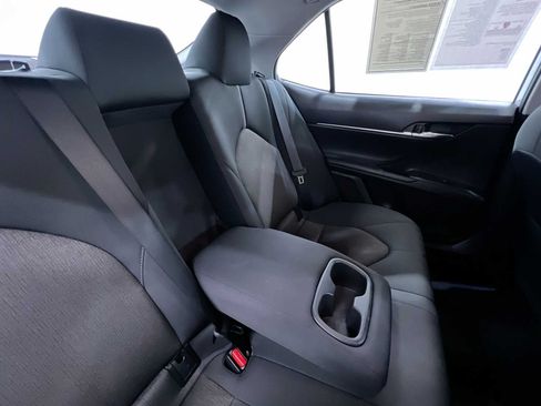 Used 2022 Toyota Camry LE w/ Carpet Mat Package (TMS) AWD/4WD image 38