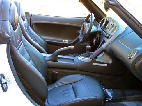 Used 2008 Pontiac Solstice GXP w/ Premium Package image 17