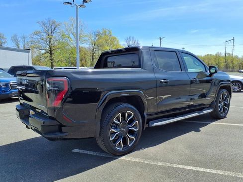 New 2025 GMC Sierra EV Denali image 6