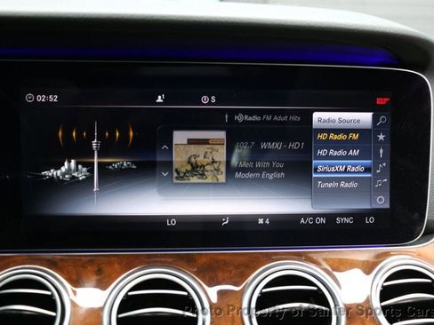 Used 2018 Mercedes-Benz E 400 4MATIC Wagon w/ Premium 2 Package image 40