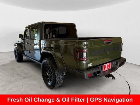 Used 2022 Jeep Gladiator Sport AWD/4WD image 3