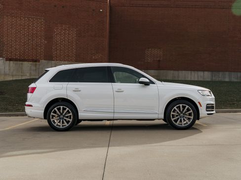 Used 2019 Audi Q7 3.0T Premium Plus image 3