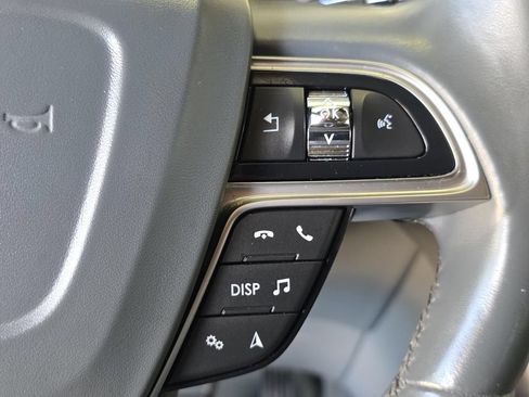 Used 2020 Lincoln Nautilus Reserve AWD/4WD image 40