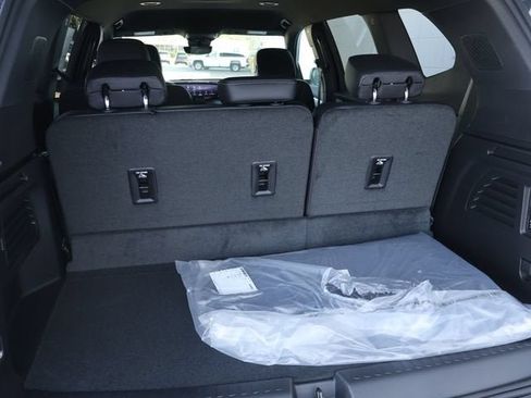 New 2026 Buick Enclave Preferred w/ Power Package AWD/4WD image 8