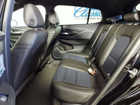 New 2026 Buick Envista Preferred w/ Convenience II Package image 9