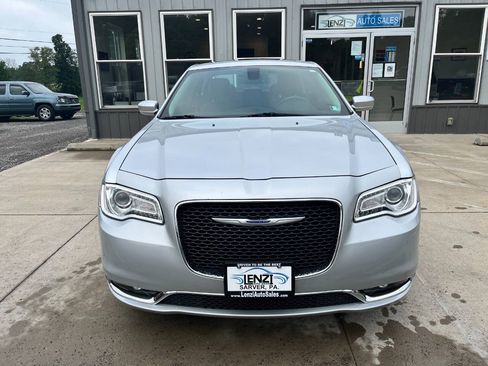 Used 2020 Chrysler 300 Touring L w/ Value Package AWD/4WD image 2