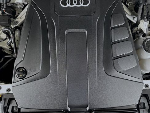 Used 2023 Audi Q7 2.0T Premium Plus w/ Premium Plus Package image 13