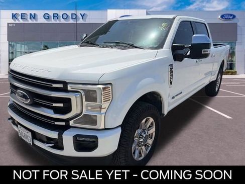 Used 2022 Ford F250 Platinum w/ FX4 Off-Road Package AWD/4WD image 1