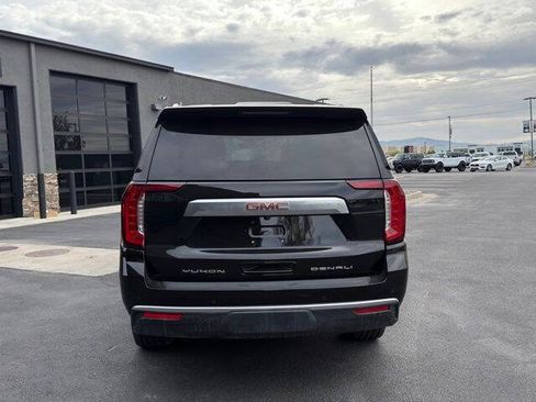 Used 2023 GMC Yukon XL Denali AWD/4WD image 5