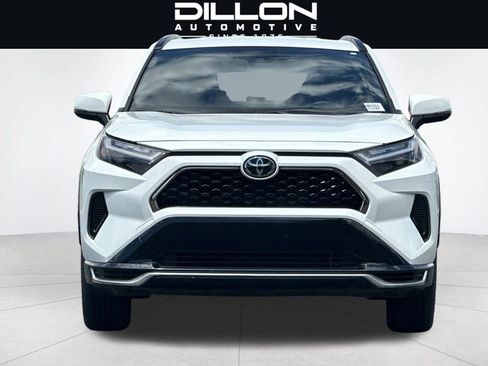 Used 2025 Toyota RAV4 SE AWD/4WD image 9