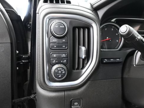 Used 2022 Chevrolet Silverado 2500 High Country w/ Z71 Off-Road Package AWD/4WD image 13